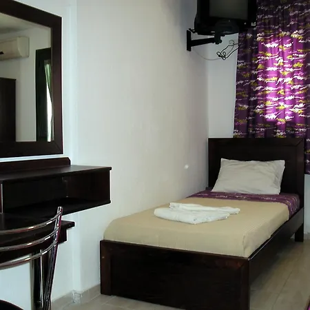 Golden Beach Inn Chrysi Ammoudia Room photo